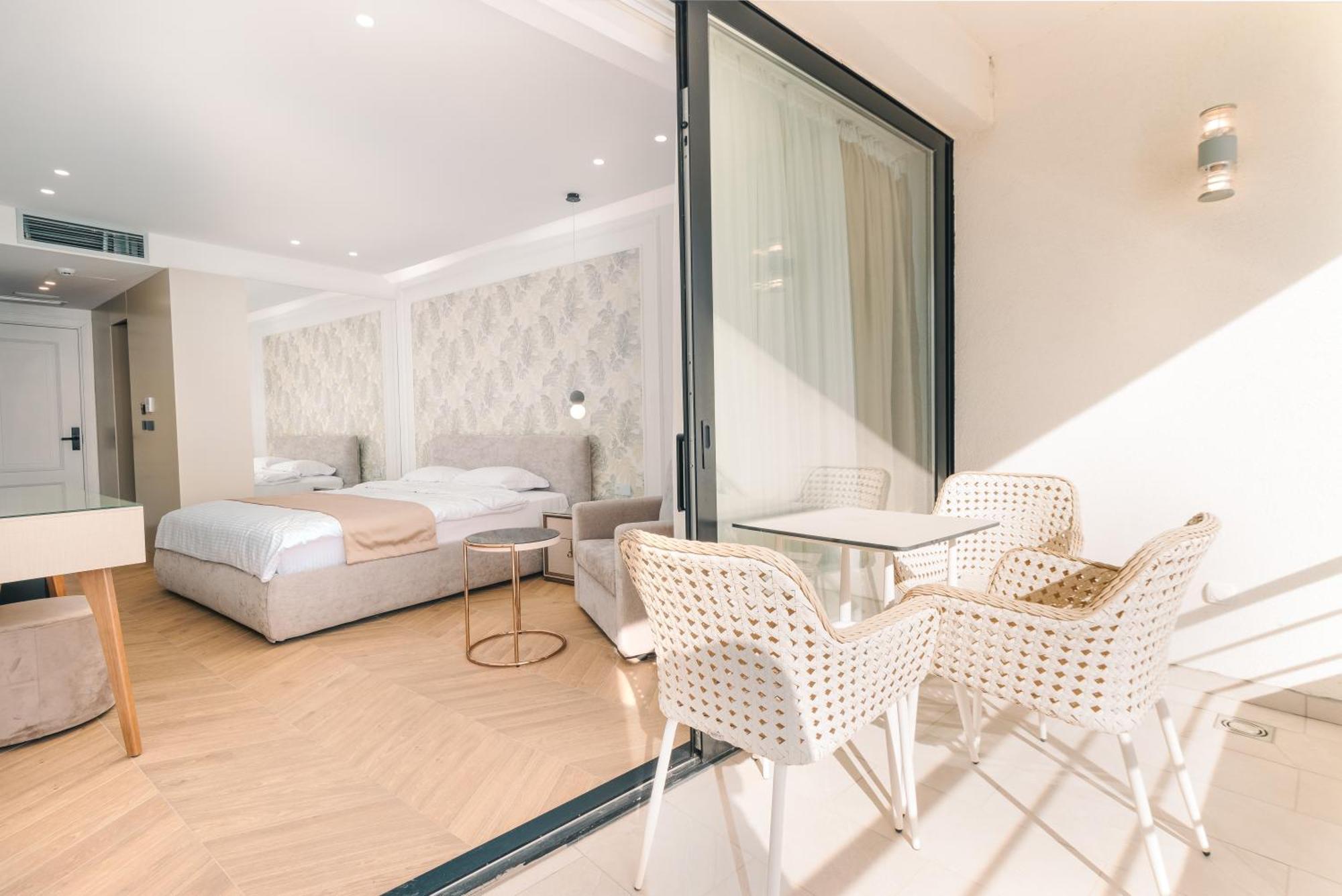 Hotel Miramar à Ulcinj Extérieur photo