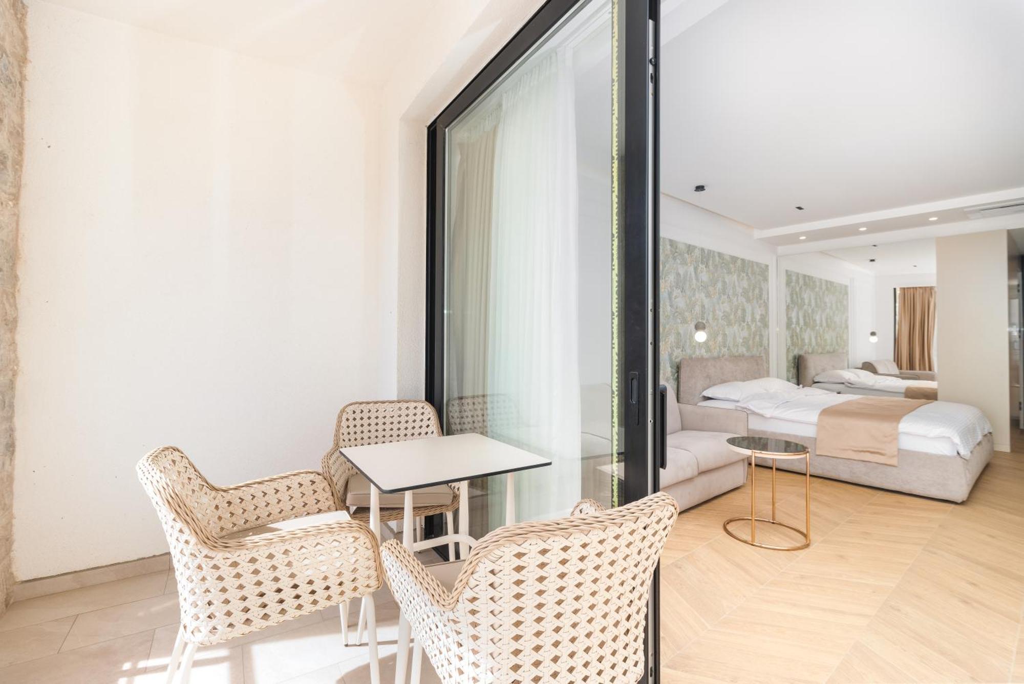 Hotel Miramar à Ulcinj Extérieur photo